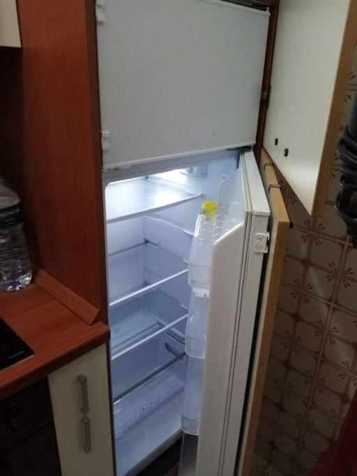 Apartament Ampio Monolocale Con Terrazzo - A 2 Passi Dal Mare Latte Zewnętrze zdjęcie