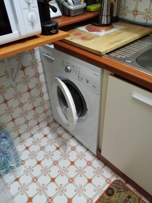 Apartament Ampio Monolocale Con Terrazzo - A 2 Passi Dal Mare Latte Zewnętrze zdjęcie