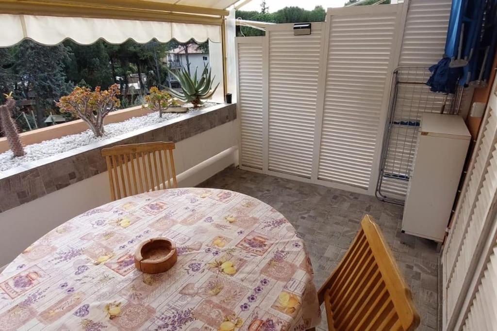 Apartament Ampio Monolocale Con Terrazzo - A 2 Passi Dal Mare Latte Zewnętrze zdjęcie